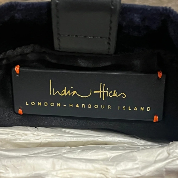 BRAND NEW India Hicks Blue Velvet Clutch Sequined Star - Picture 4 of 5